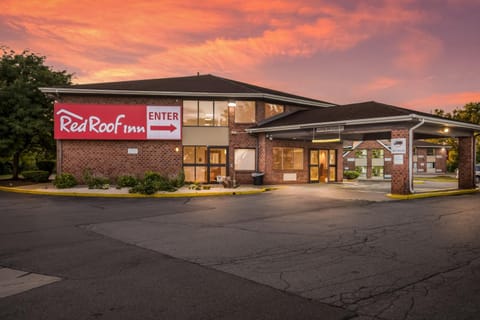 Red Roof Inn Rochester - Airport Motel in Brighton