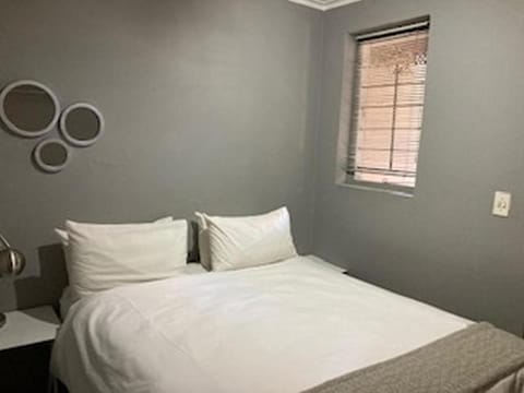 Guesthouse @ 31 Murray Vacation rental in Pretoria