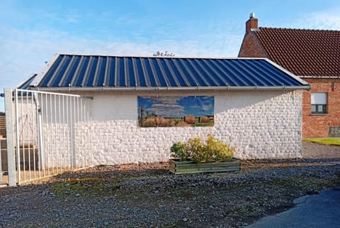 Valkenhof House in Flanders