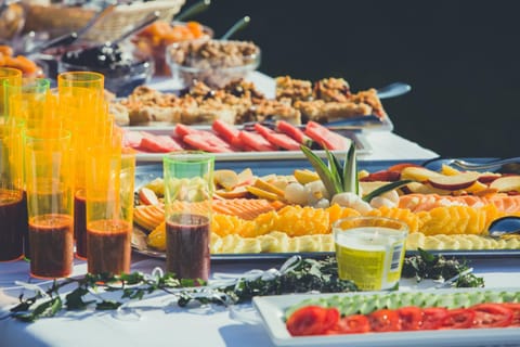 Food and drinks, Continental breakfast, Buffet breakfast