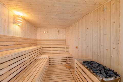 Sauna, Spa and wellness centre/facilities