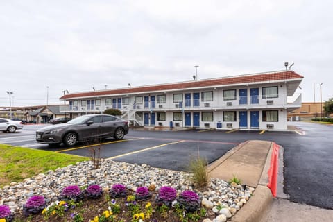 Motel 6-North Richland Hills, TX Hôtel in Hurst