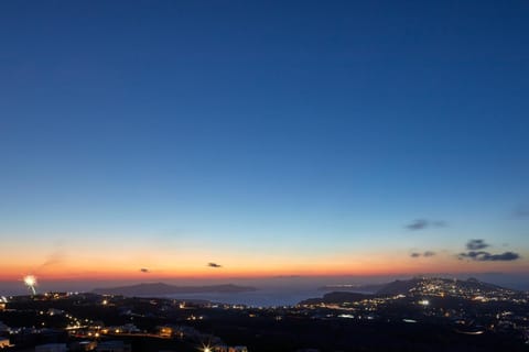 City view, Landmark view, Sea view, Sunset