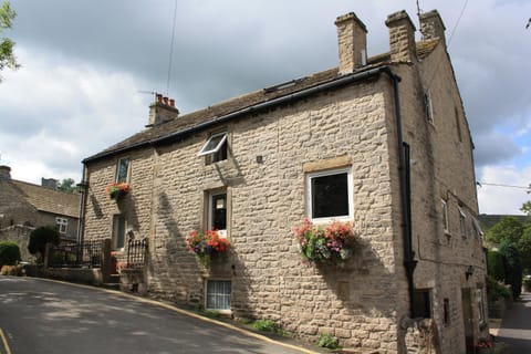 Ramblers Rest Bed and Breakfast in Castleton