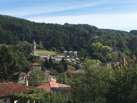 City view, Mountain view, Street view