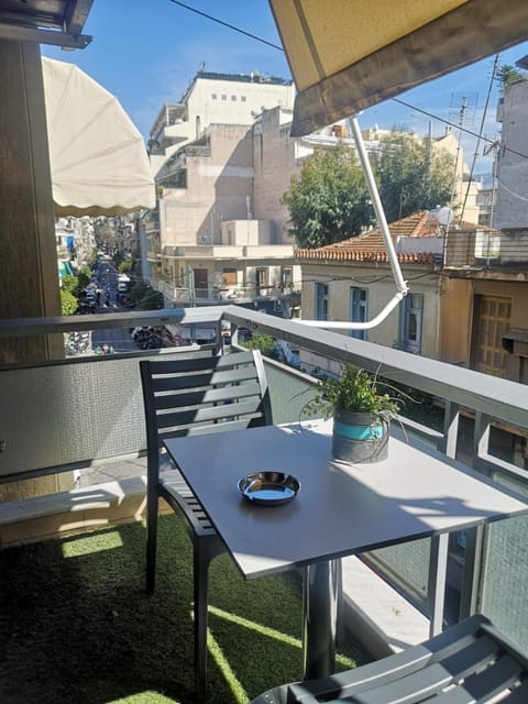 Stylish Urban Apartment Condo in Athens
