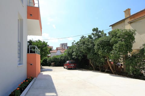 Apartmani Lovre Condo in Makarska