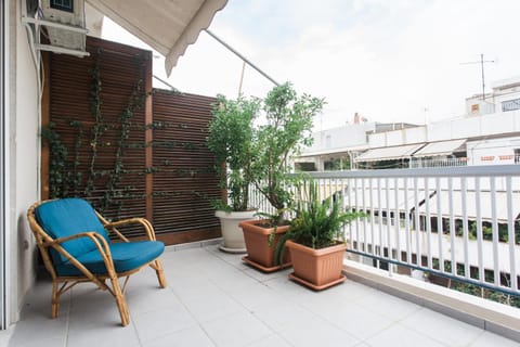 Balcony/Terrace, City view, Street view