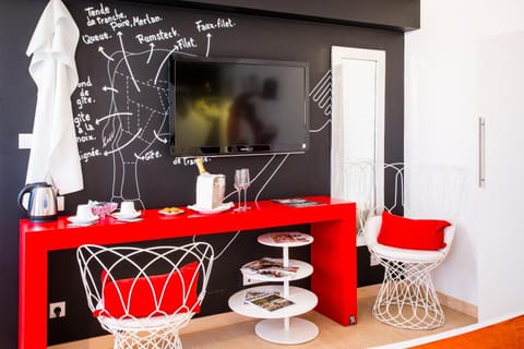 TV and multimedia, Bedroom