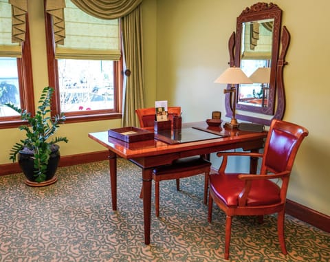 The Rose Hotel Hotel in Pleasanton