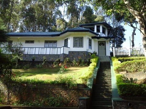 Windsor Forest bungalow House in Central Province