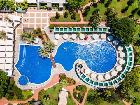 Bird's eye view, Pool view