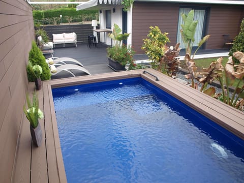 Pool view, Swimming pool, Swimming pool