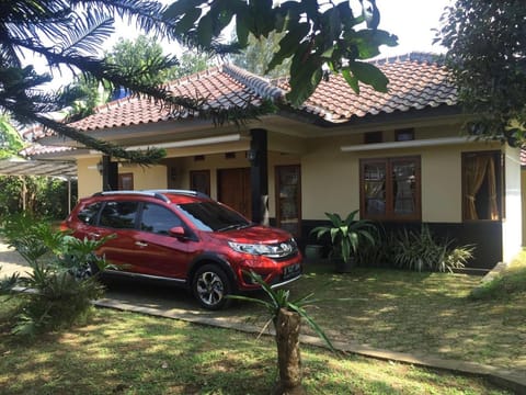 Villa Bukit Punclut Chalet in Lembang