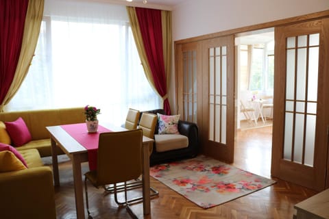Sea Port CELEBRITY Apartment - Lets4Holiday Condo in Varna