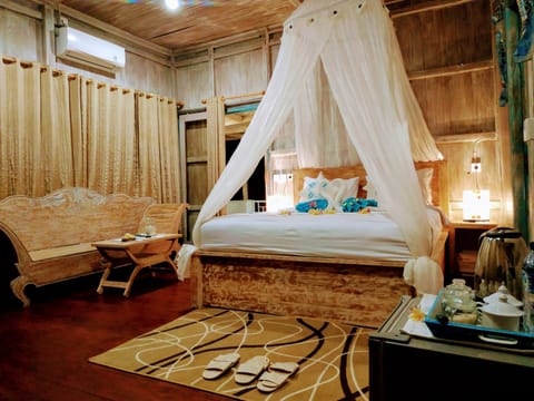 Golden Hill Cottage Nusa Penida Campground/ 
RV Resort in Nusapenida