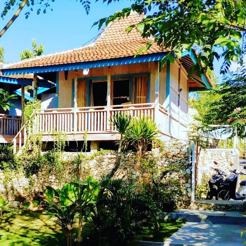 Golden Hill Cottage Nusa Penida Campground/ 
RV Resort in Nusapenida