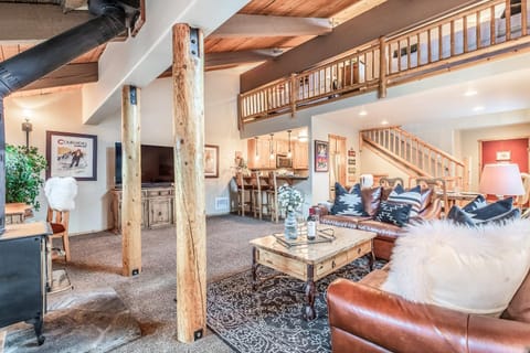 Courchevel 14 Condo Apartment in Mammoth Lakes