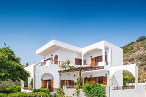 Helidoni Hill seaview family villa Chalet in Crete