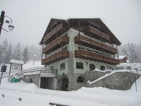 RTA Torre Del Brenta Apartment hotel in Madonna di Campiglio