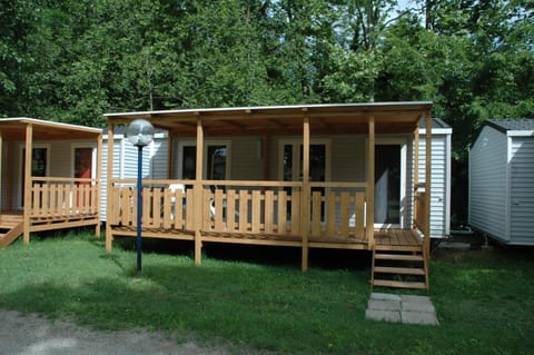 Camping Listro Campeggio /
resort per camper in Castiglione del Lago