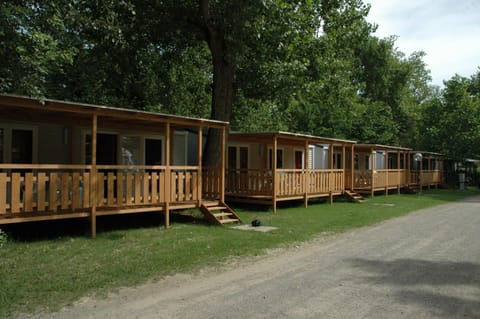 Camping Listro Terrain de camping /
station de camping-car in Castiglione del Lago