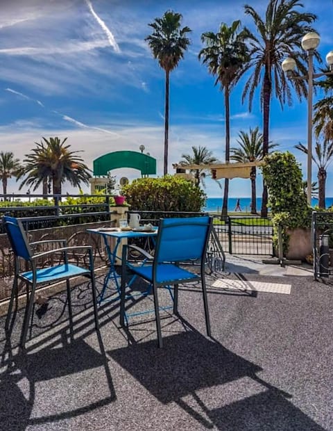 Patio, Natural landscape, Sea view