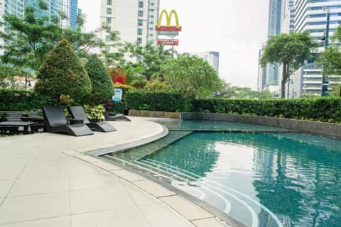 Prime Avant BGC Location Apartments by PH Staycation Apartment in Makati