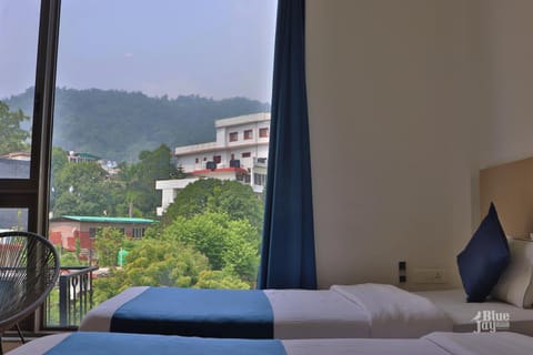 The Blue Jay Hostel Hostel in Rishikesh
