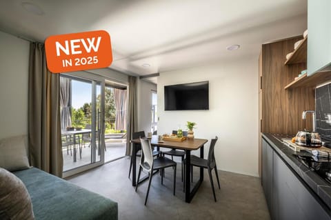 TV and multimedia, Seating area, kitchen