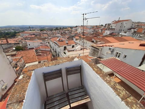 Balcony/Terrace, City view