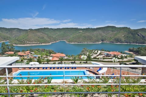 Lake view, Pool view