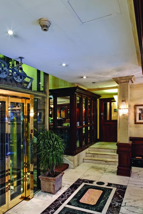 Rochester Hotel by Blue Orchid Hotel in City of Westminster