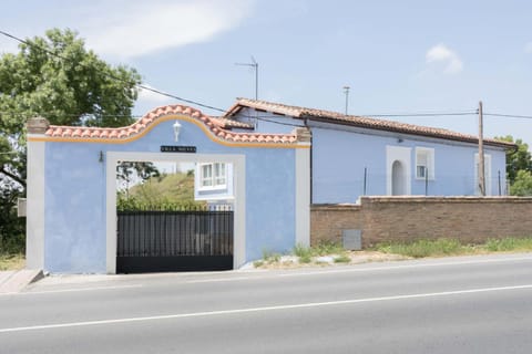 La casa azul,una casa en la ciudad. House in Logrono
