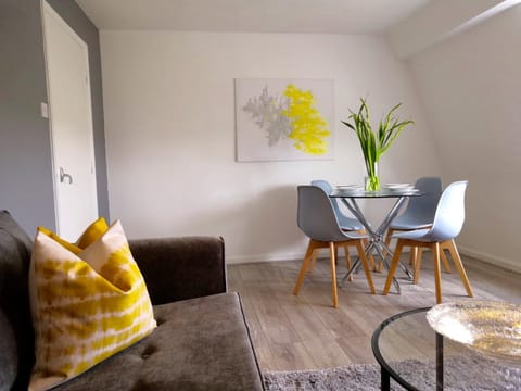 Manor Suite Apt 2 Bed Apt Central Headington close to Oxford Hospitals Wohnung in Oxford