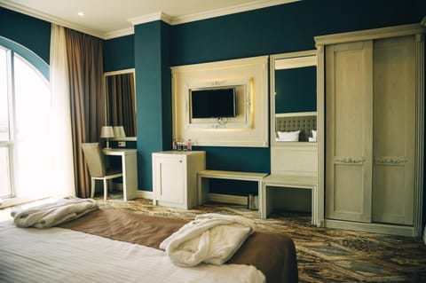 Emerald Suite Hotel Hotel in Baku