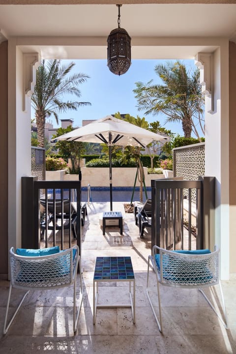 Balcony/Terrace, Pool view, Swimming pool