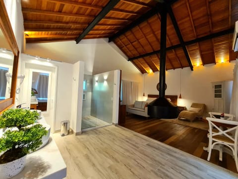 Shower, Bathroom, Photo of the whole room, flat iron, heating