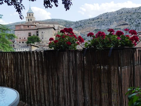 El torreón del Adarve Condo in Albarracín