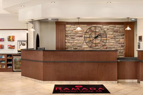 Ramada by Wyndham Drayton Valley Hotel in Yellowhead County