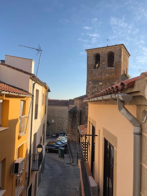 Casita del Abuelo Mayorga Condo in Plasencia