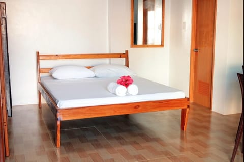 Siargao Sunrise Villa Bed and Breakfast in General Luna