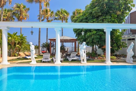 Limassol Beachfront Holiday Villa Villa in Limassol District