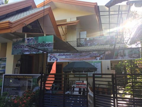 Andresas Place Vacation rental in Central Visayas