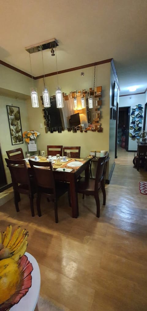 Family Suite 3Br 2Cr 2 Balcony Eigentumswohnung in Taguig