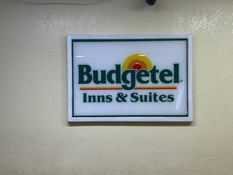 Budgetel Inns & Suites Hotel in Birmingham