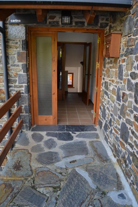 Casa adosada ideal familias en GER-PLETA DE SAGA Apartment in Cerdanya