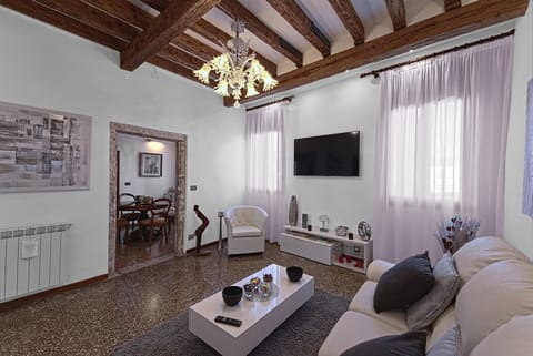 Ca' Alessandro Apartment in Venice