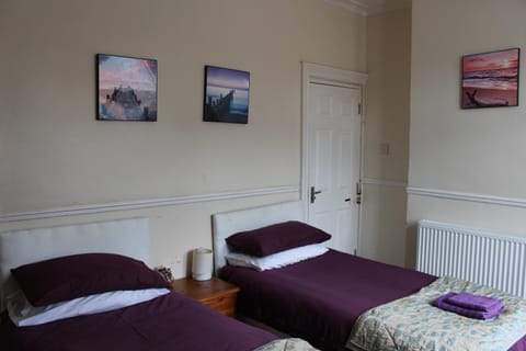 Napier Town House - Self Catering - Guesthouse Style - Twin and Double Rooms Bed and Breakfast in Allerdale District