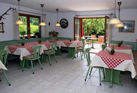 Gästehaus Maier zum Bitscher Übernachtung mit Frühstück in Tegernsee